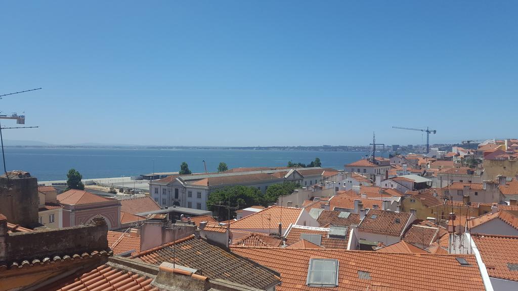 Casa Do Patio Apartment Lisbon Bagian luar foto